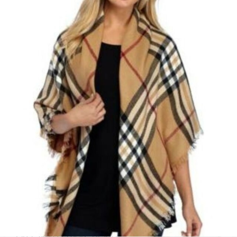 NWT V.FRAAS Women's Brown Plaid Square Wrap